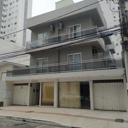 Apartamento No Centro - 1 Balneário Camboriú Exterior foto